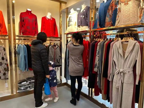 銀發(fā)經(jīng)濟加速崛起中老年服裝市場迎來新藍海
